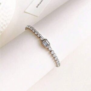 Elegant Silver Bracelet N1456